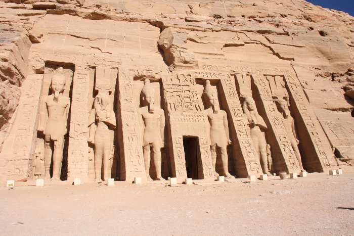 Abu-simbel-voyage-sur-mesure-egypte photo Abu Simbel Egypte